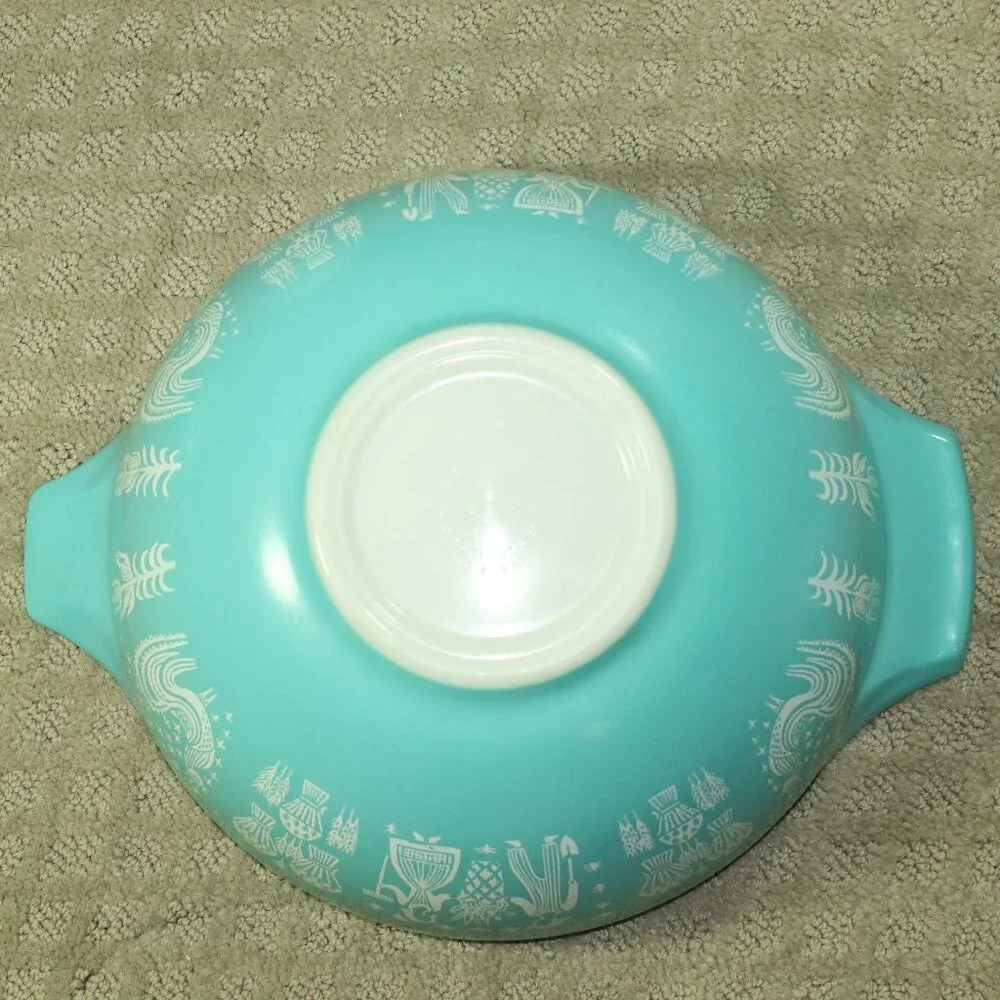 Pyrex this vintage